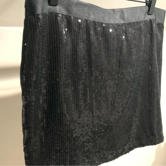 Gudi Faux Wrap Black Sequin Skirt - Picture 5 of 16